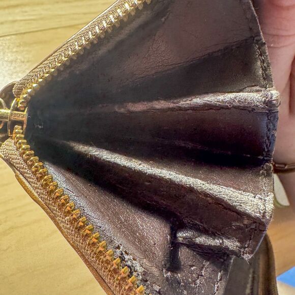 Coach Signature Canvas Wallet with Floral Appliqué - Picture 12 of 13